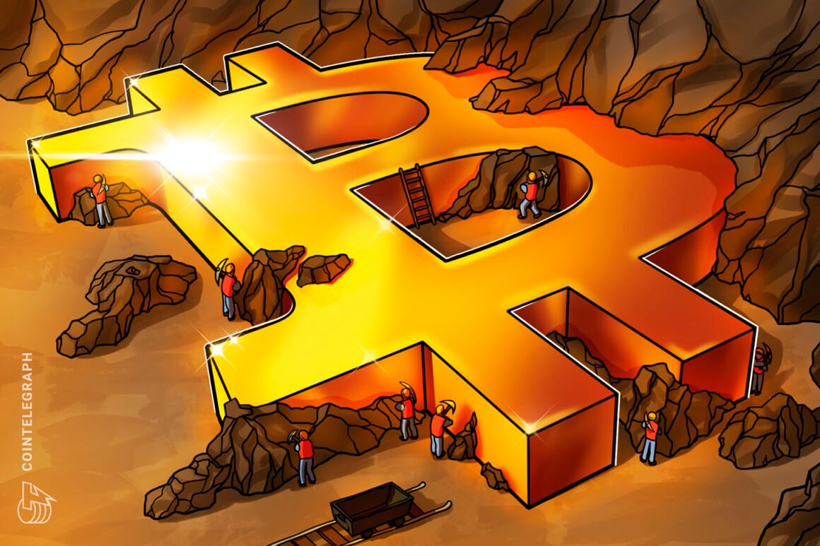 Bitcoin miners earn under 0.7% of revenue from fees in new 10-year low